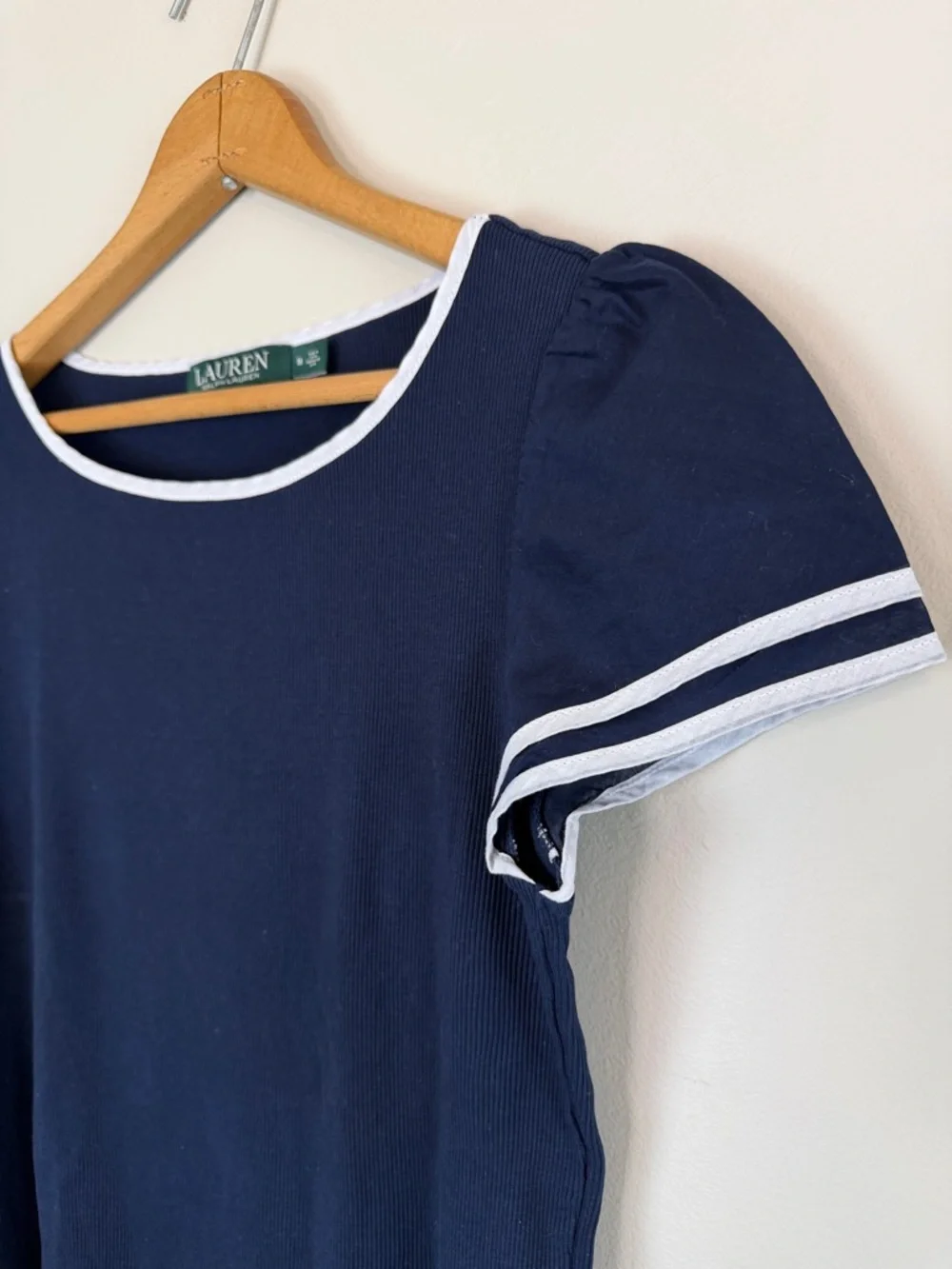 Lauren Ralph Lauren Medium M Ribbed Top Flutter Sleeve Navy Blue Baby Tee Shirt